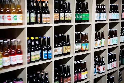 Chopes & Shop - Bar et cave à bières à Firminy