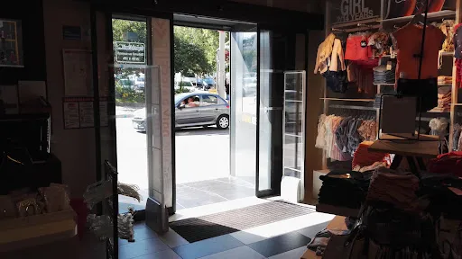 Tape à l'oeil - Firminy à Firminy